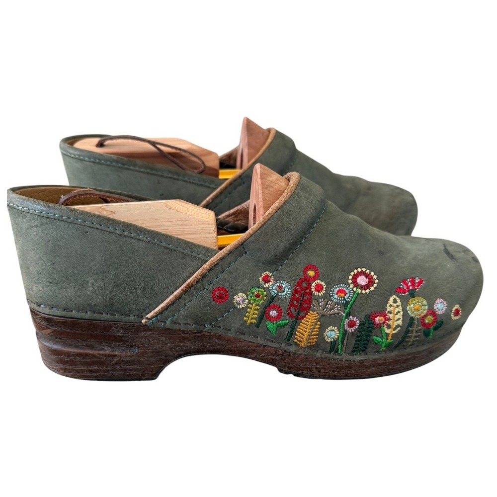 Dansko Professional Green Nubuck Floral Embroidered Clogs Women Size 42/11